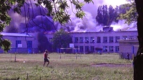 Οι Ουκρανοί βομβαρδίζουν σχολεία και σκοτώνουν αμάχους στο Ντόνετσκ